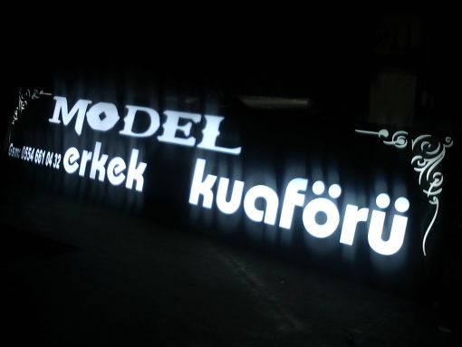  model erkek kuaförü 