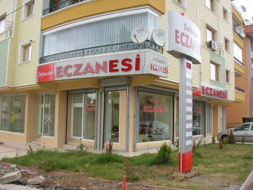  eczane totem tabelası